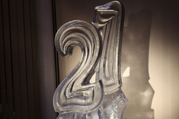 21 Ice Sculpture Vodka Luge